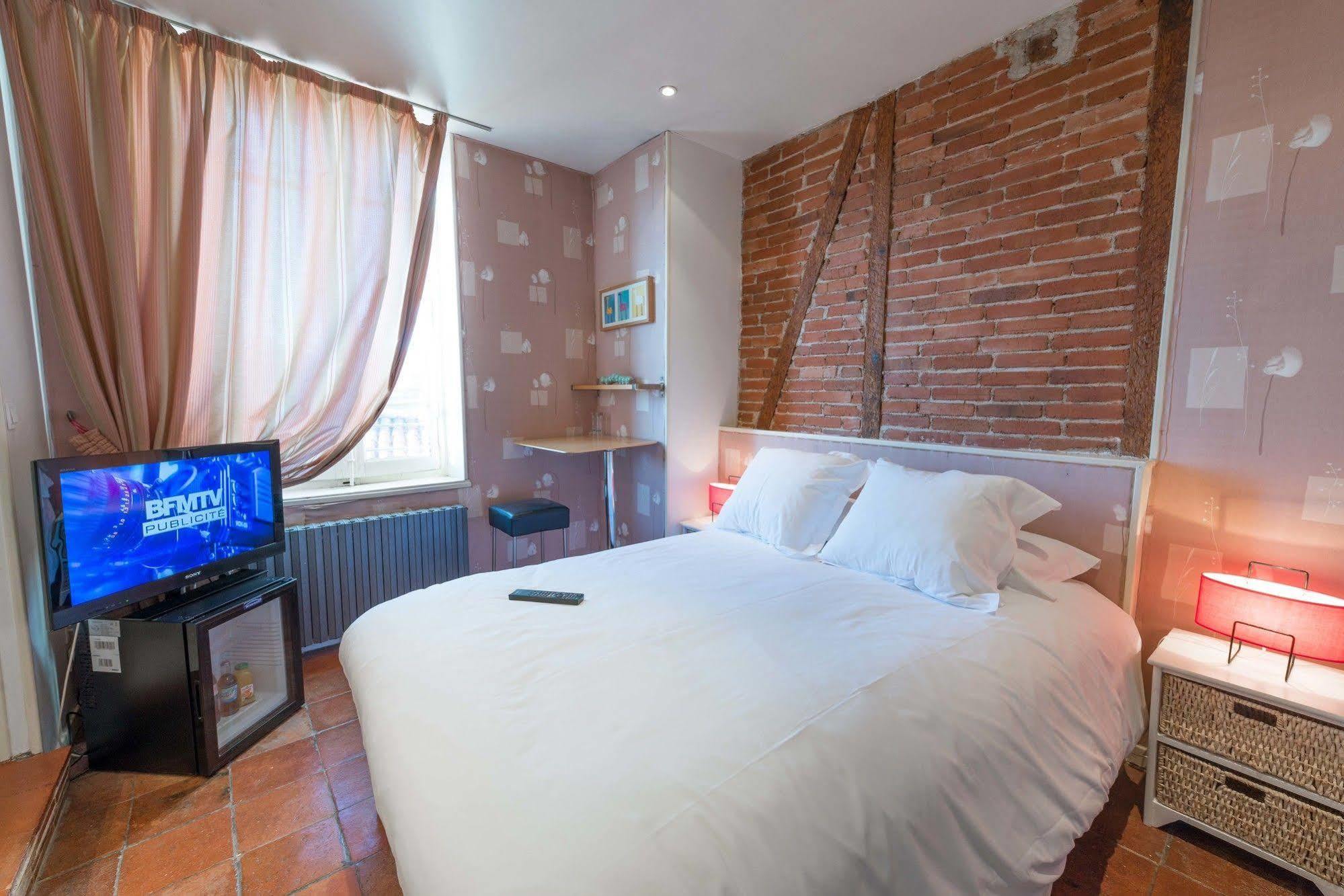 Europe Hôtel Castres  Ngoại thất bức ảnh